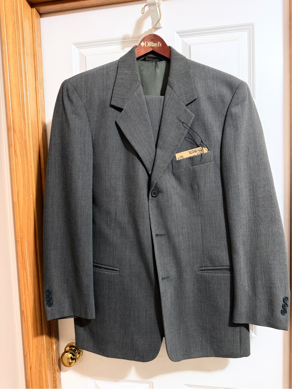 Olive-Gray Men's Suit - Classic Single-Breasted Blazer and pants